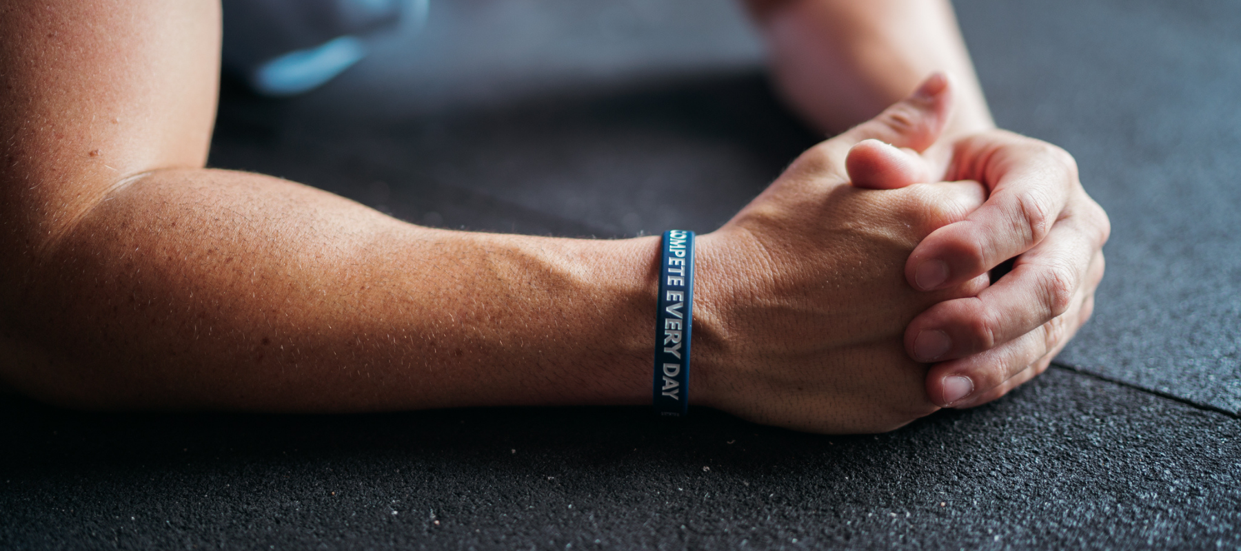 Compete Every day wristband